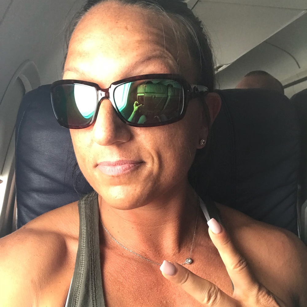 Meet your Posher, Denise